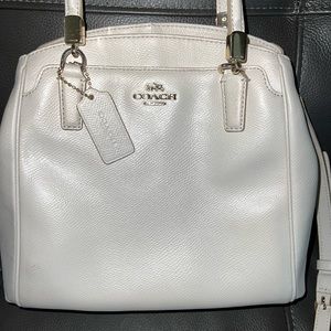 Coach purse crossbody or shoulder bag